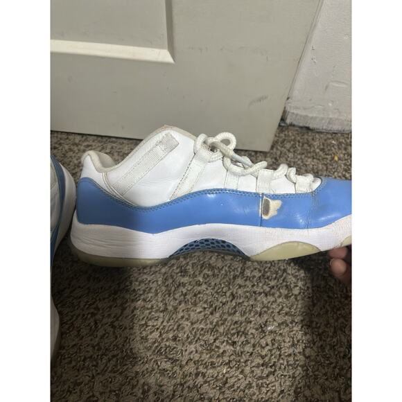 Jordan 11 Unc Low Size 10 Mens - Picture 2 of 5